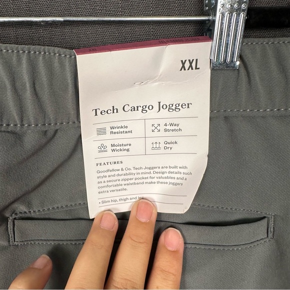 Goodfellow & Co Men's Gray Cargo Pants - Picture 4 of 8